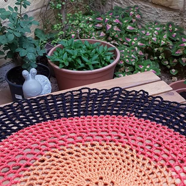 Sunny Summer Table Doily
